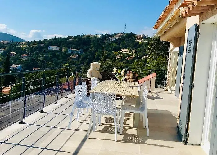 Dom wakacyjny Marcelline - Belle Vue Golfe De Saint Tropez *